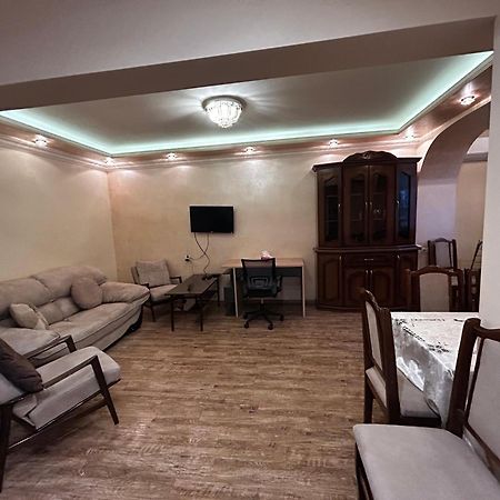 Apartment In Centre Evn Yerevan Luaran gambar