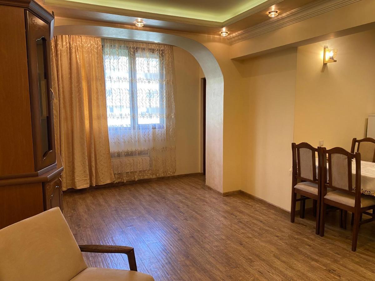 Apartment In Centre Evn Yerevan Luaran gambar