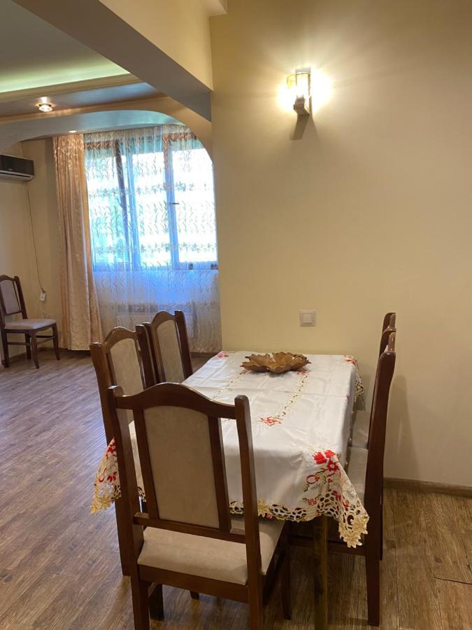 Apartment In Centre Evn Yerevan Luaran gambar