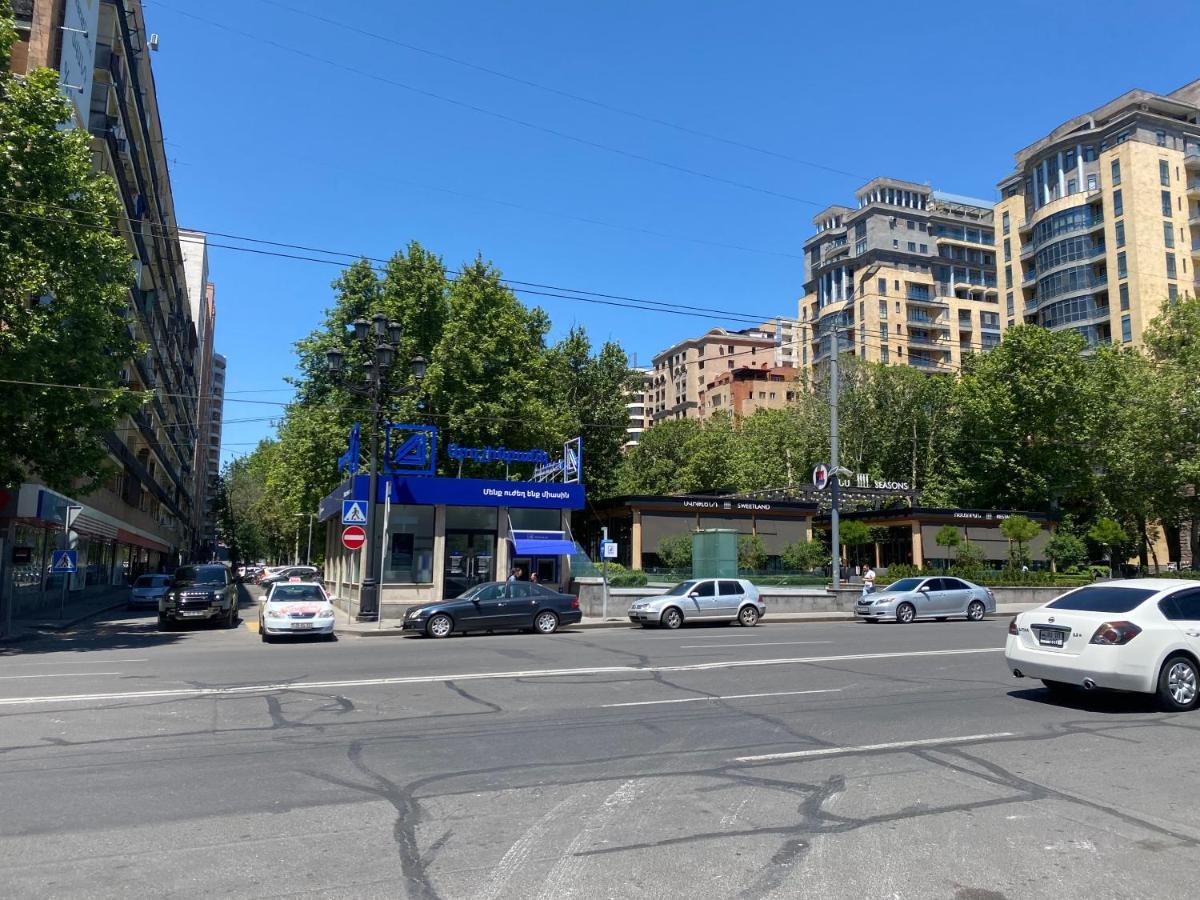 Apartment In Centre Evn Yerevan Luaran gambar